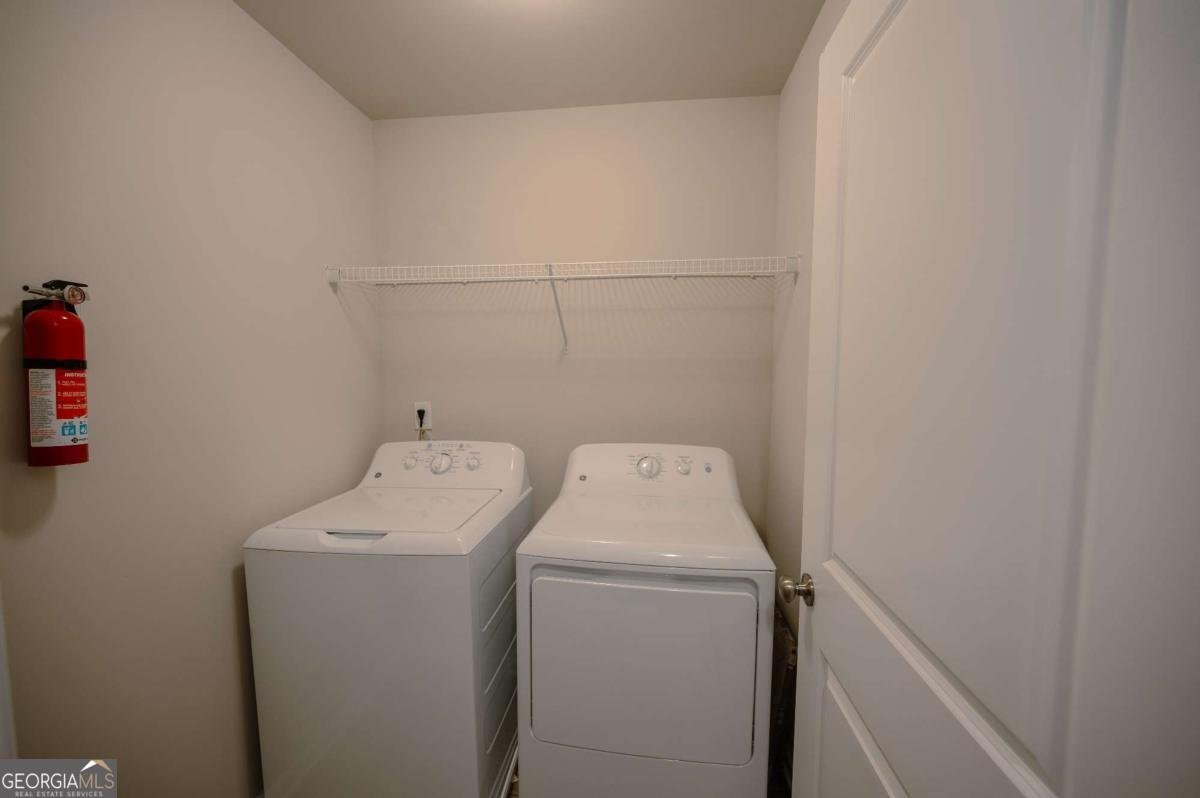 3177 MEADOWSTONE Lane Atlanta - 16