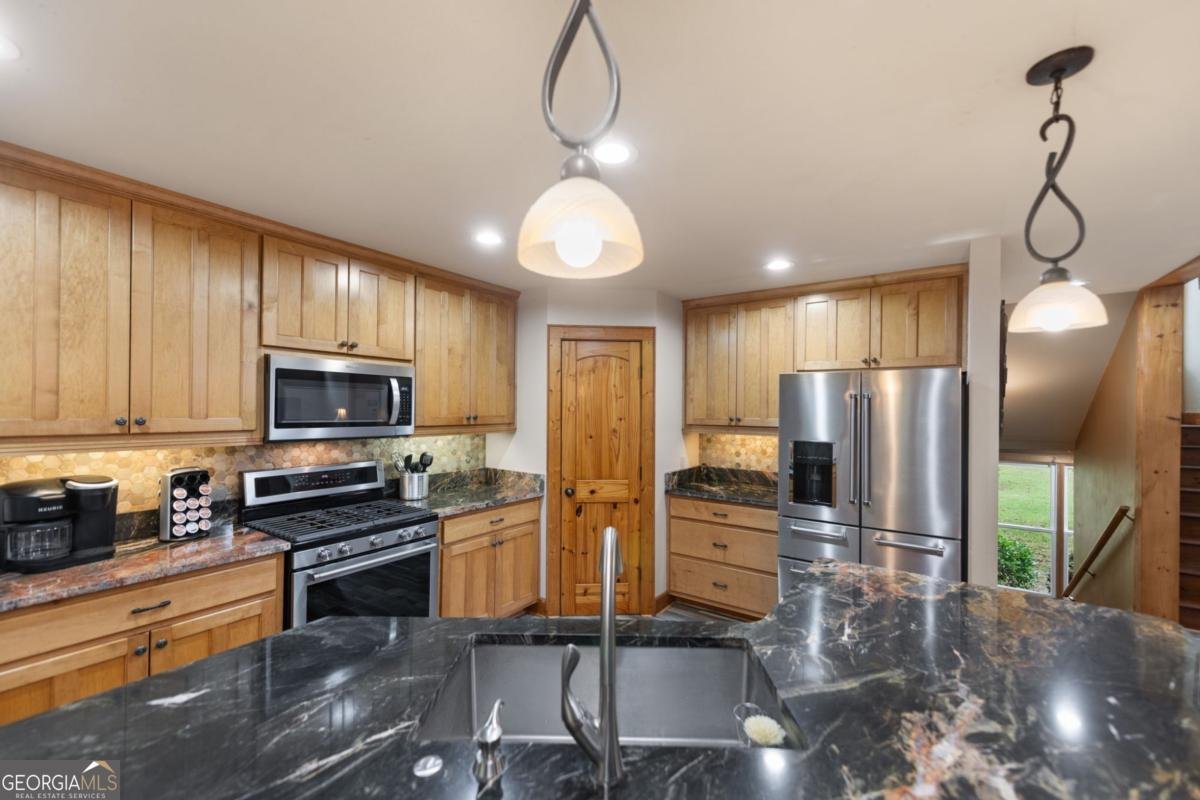 450 Cartecay River Run Ellijay - 16