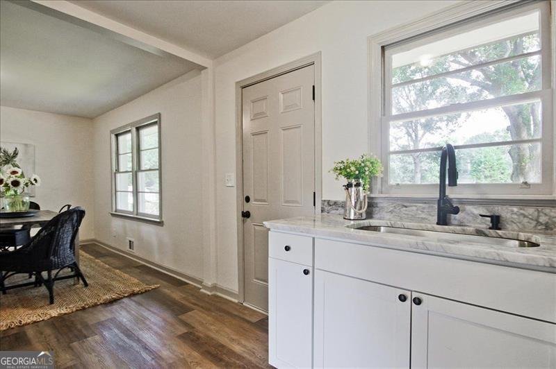 1261 CLIFFWOOD Drive Smyrna - 24