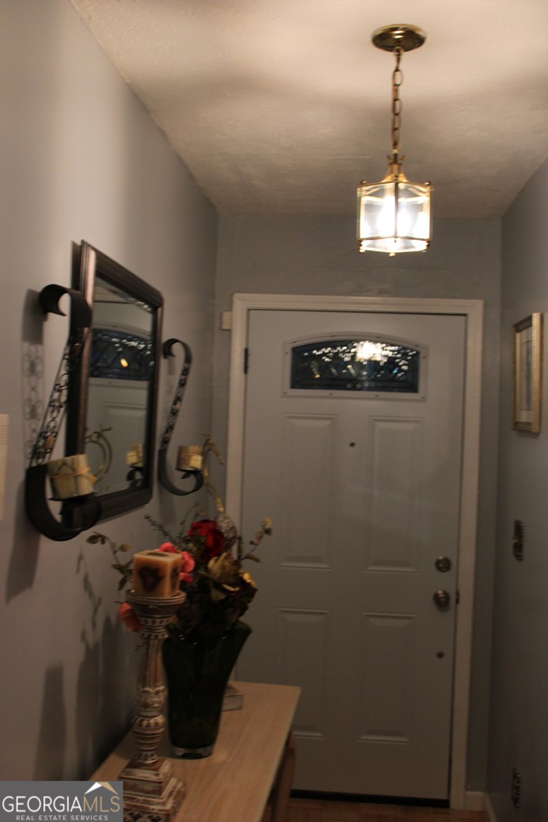 2285 Cherokee Valley Circle Lithonia - 40