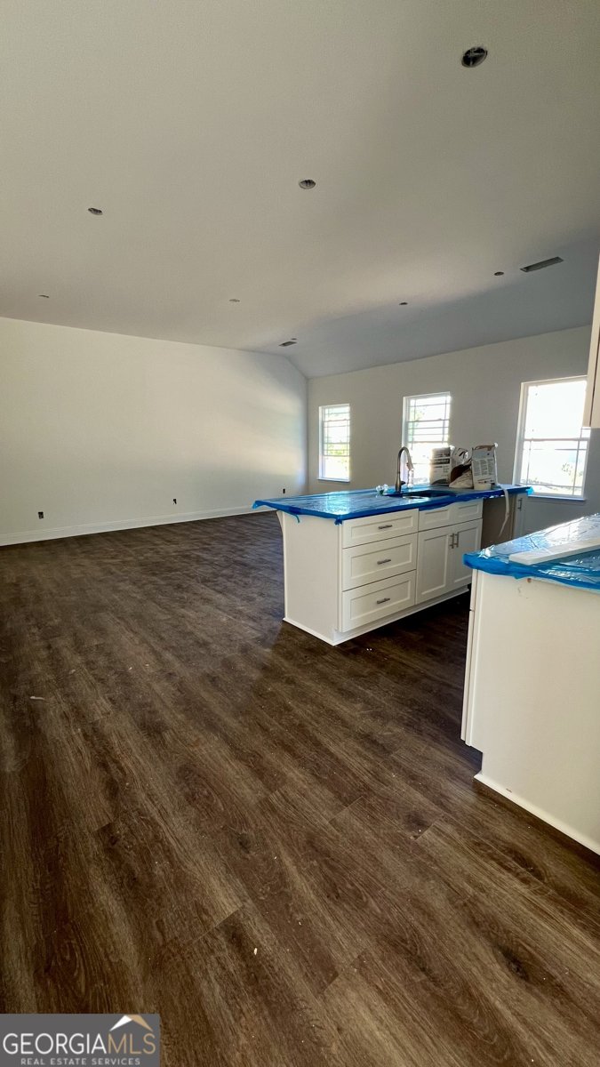 200 Collins Estate Avenue Centerville - 10