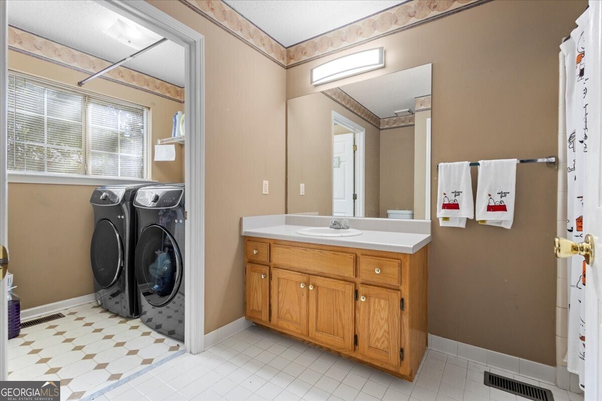 2071 Oakcreek Drive Lithia Springs - 24