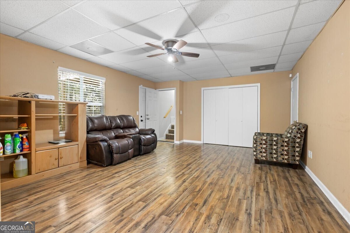 2071 Oakcreek Drive Lithia Springs - 31