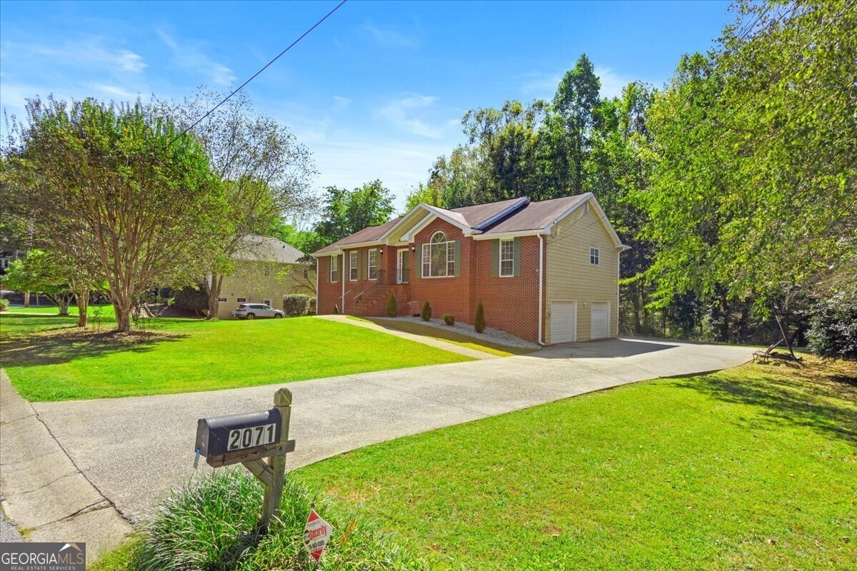 2071 Oakcreek Drive Lithia Springs - 4
