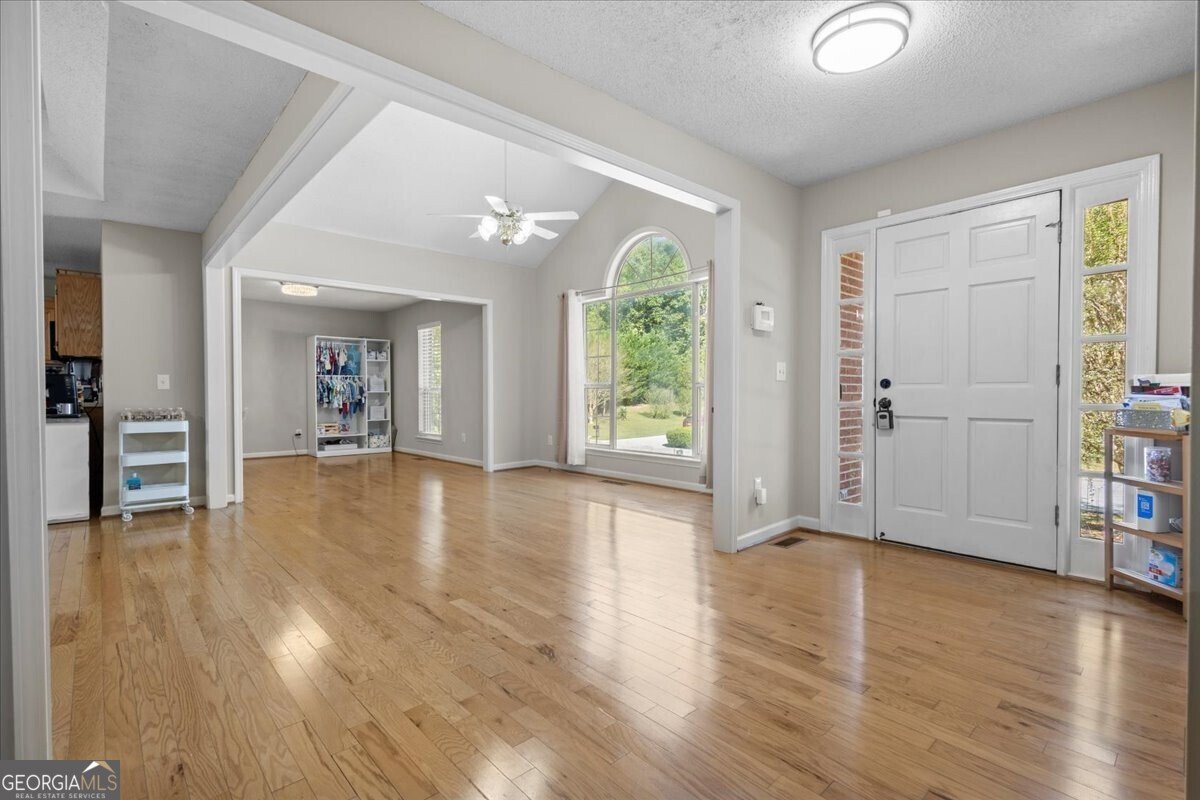 2071 Oakcreek Drive Lithia Springs - 6
