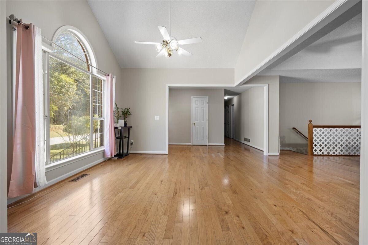 2071 Oakcreek Drive Lithia Springs - 9