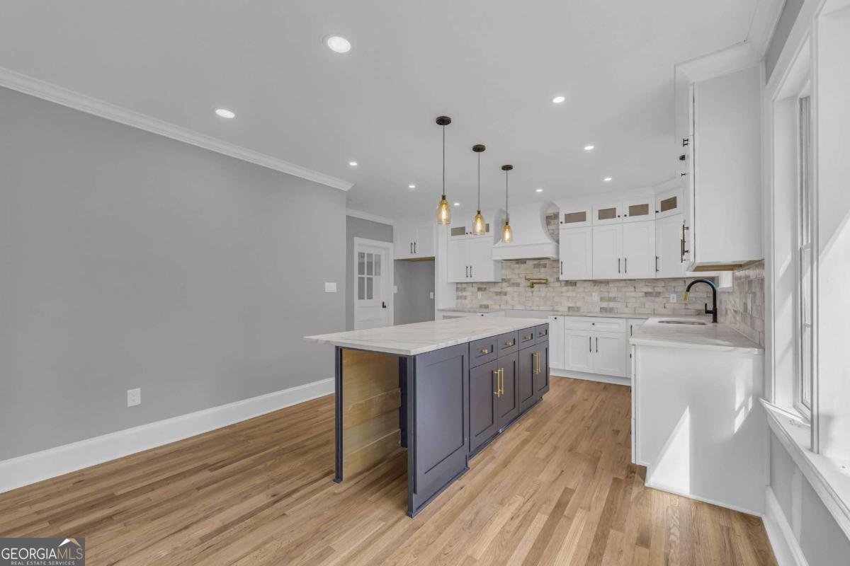 590 Highland Avenue Athens - 11