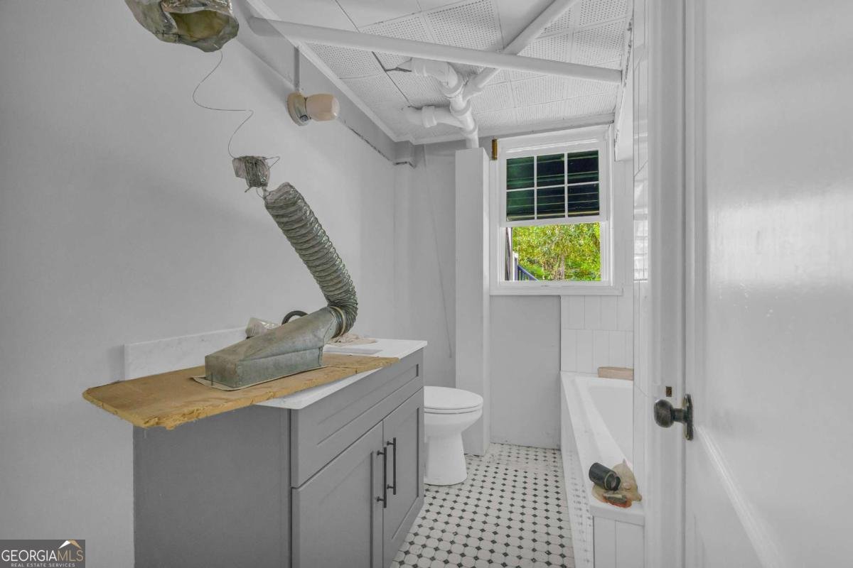 590 Highland Avenue Athens - 51