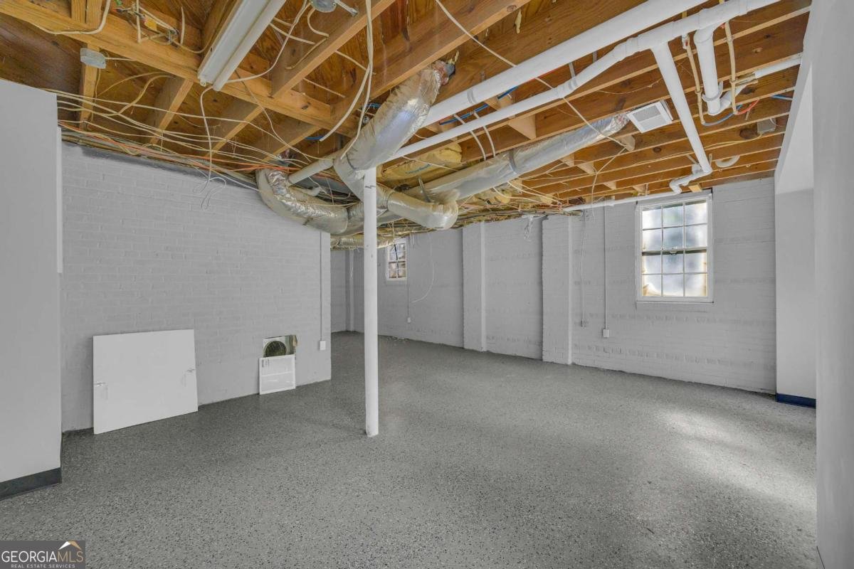 590 Highland Avenue Athens - 55
