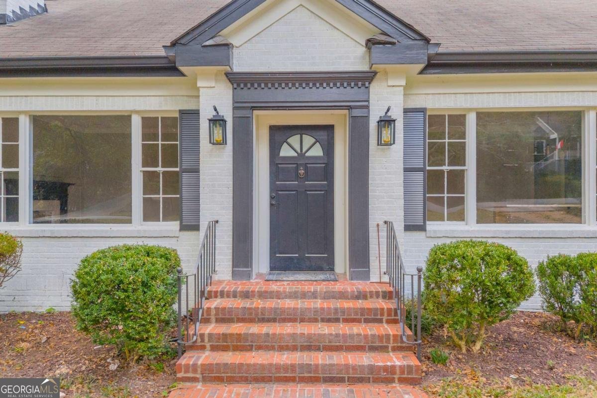 590 Highland Avenue Athens - 77