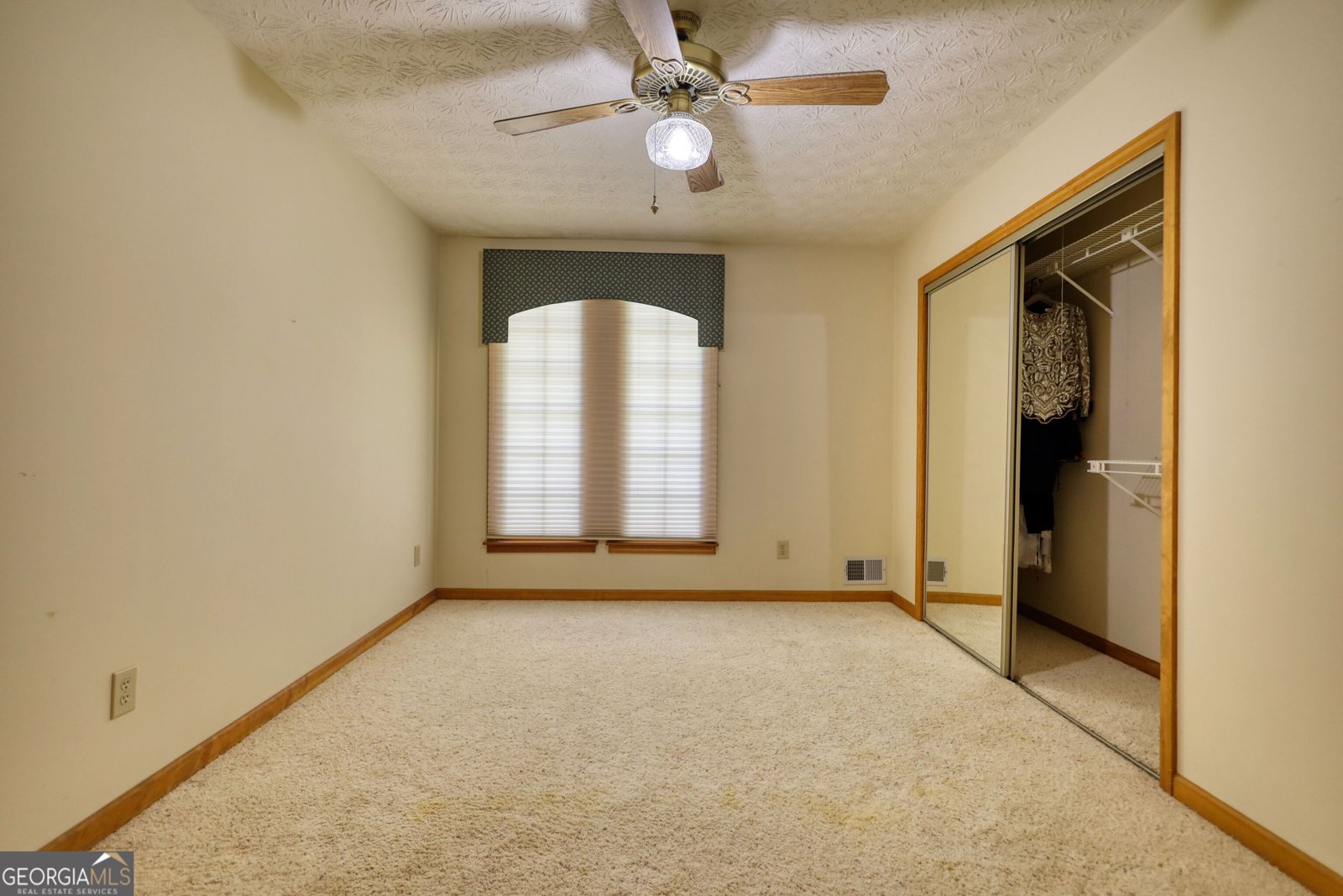 3351 Lismore Conyers - 3