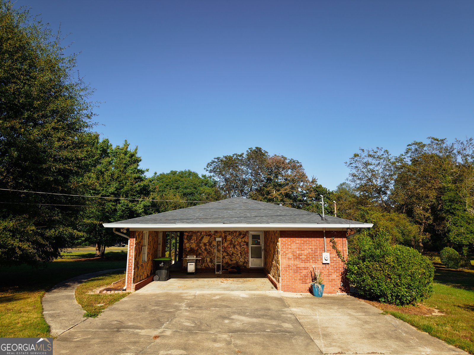 500 Circle Drive Fayetteville - 3