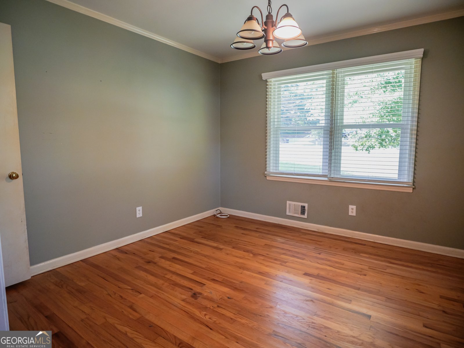 500 Circle Drive Fayetteville - 30