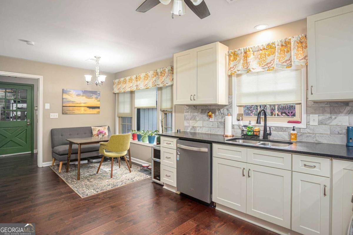 3725 Hunting Ridge Drive Lilburn - 22