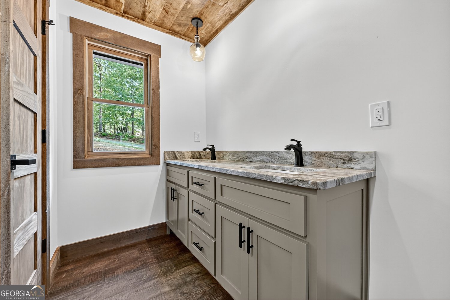 201 Plantation Lane Blue Ridge - 22