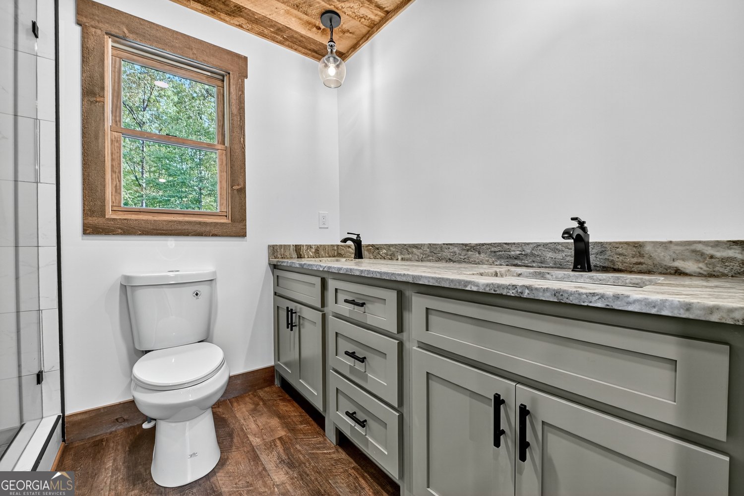 201 Plantation Lane Blue Ridge - 28