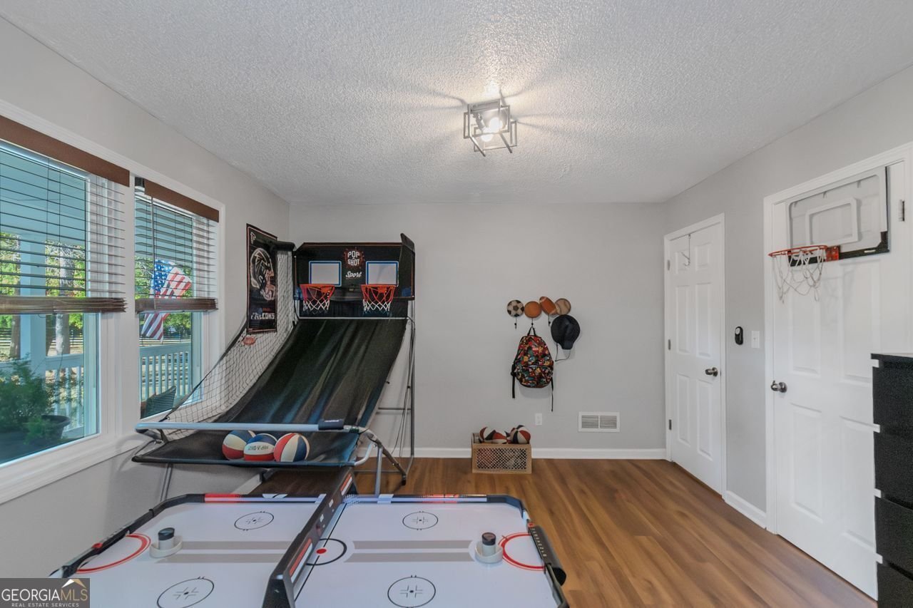 150 MACKEY Road McDonough - 33