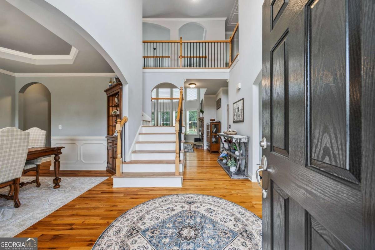 345 Southampton Circle Hoschton - 1