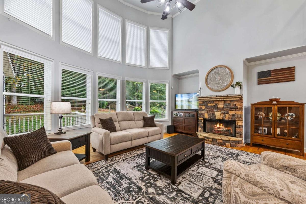 345 Southampton Circle Hoschton - 13