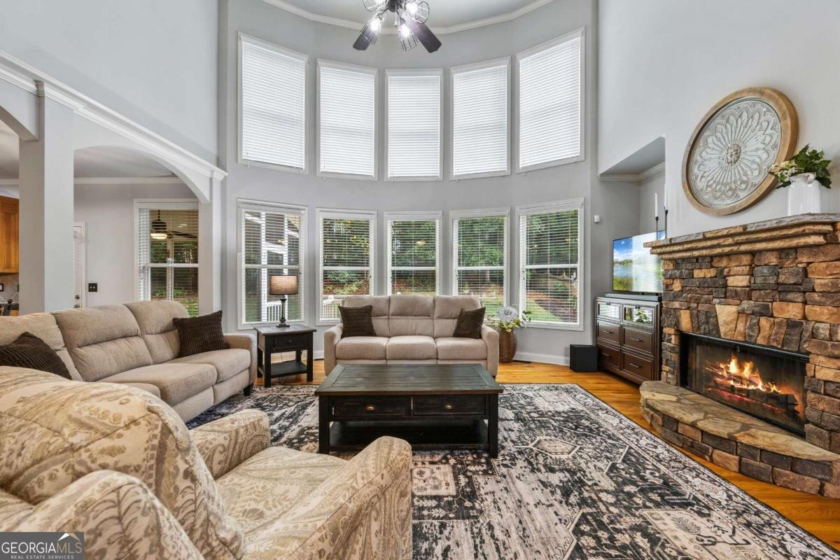 345 Southampton Circle Hoschton - 15
