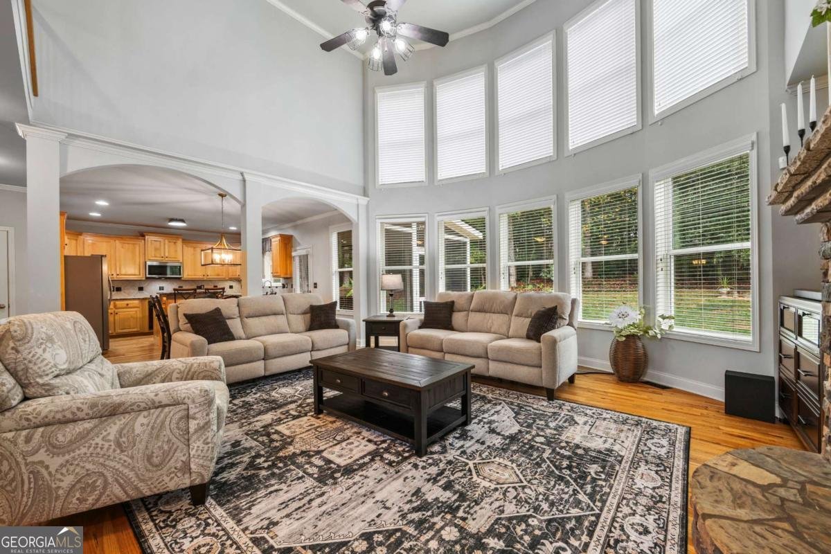 345 Southampton Circle Hoschton - 17