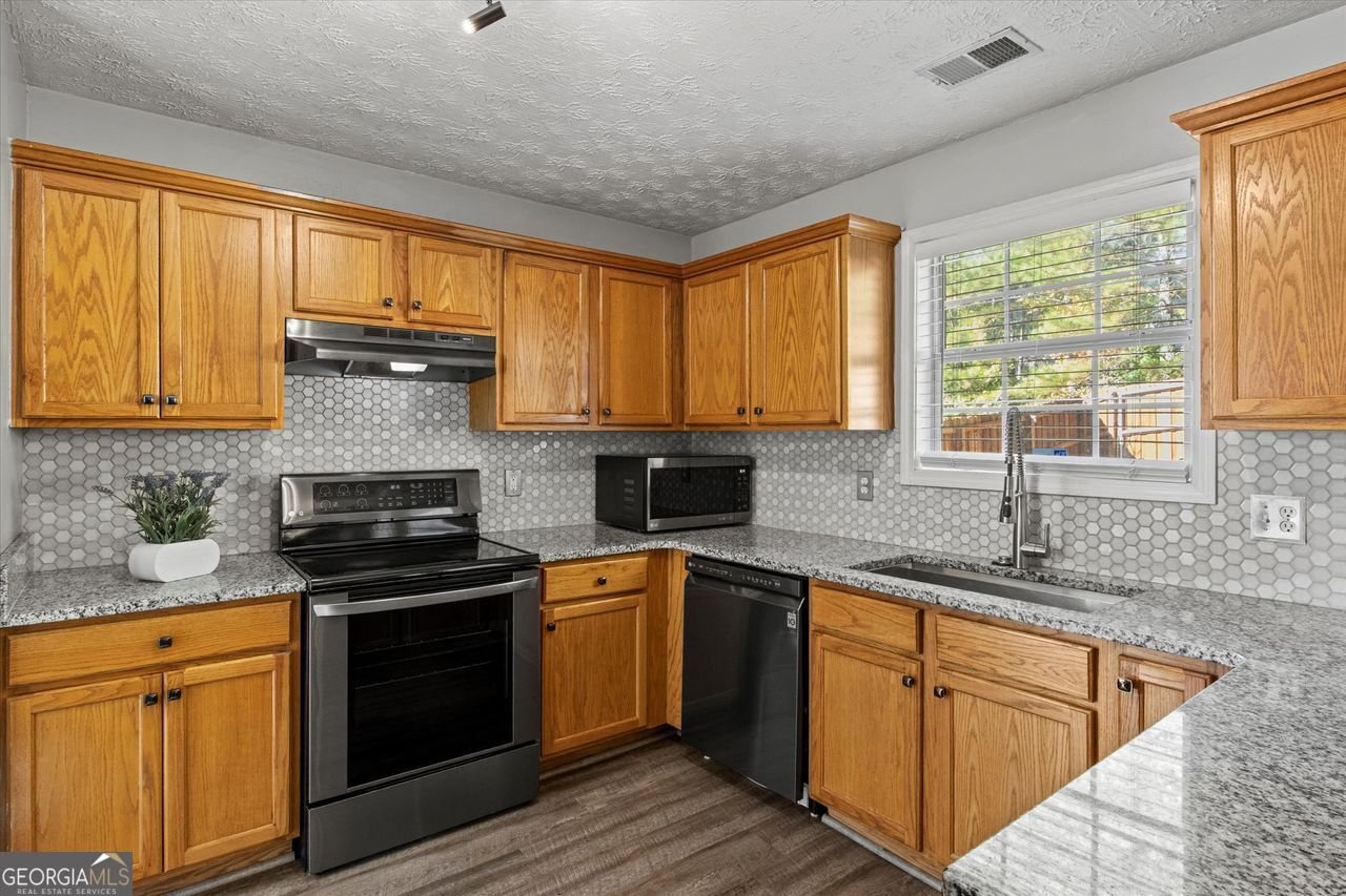 2426 Tolliver Drive Ellenwood - 11