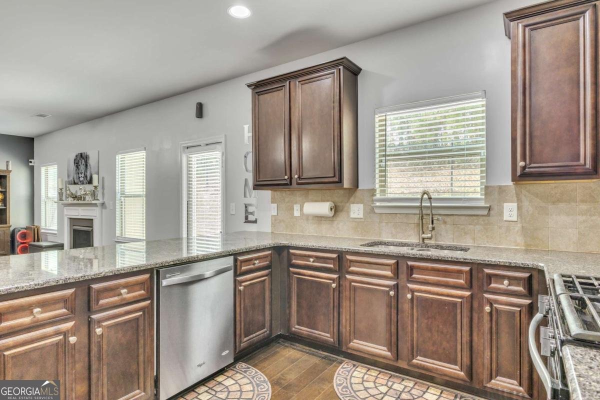 87 Wedge Wood Way Dallas - 9