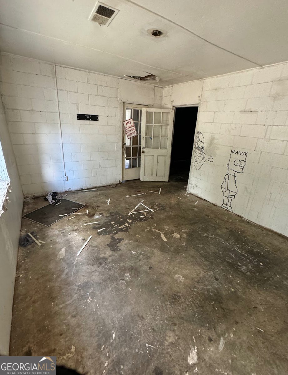 4645 White City Road South Fulton - 8