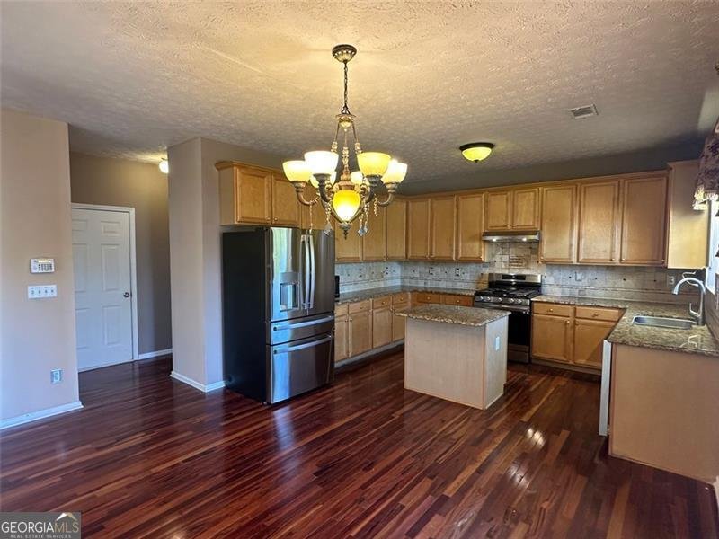 222 BLACK BIRCH Pass Lilburn - 22