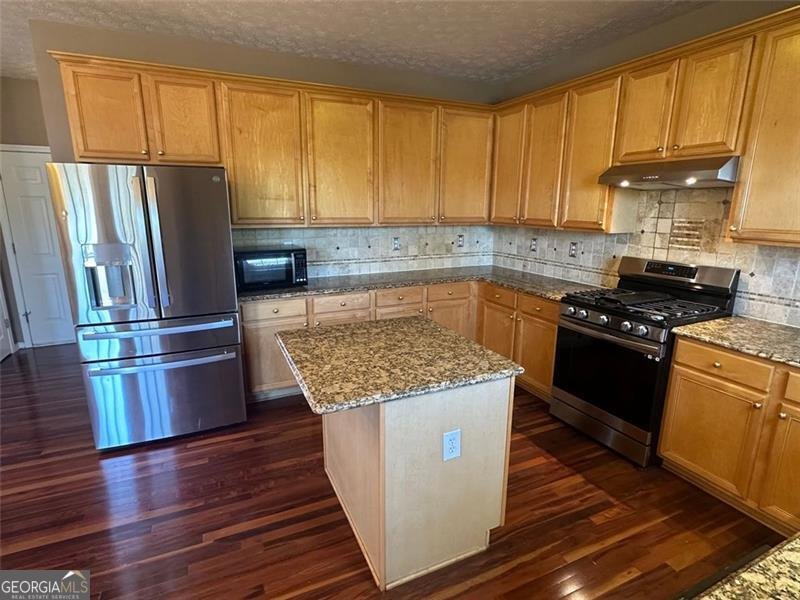 222 BLACK BIRCH Pass Lilburn - 24