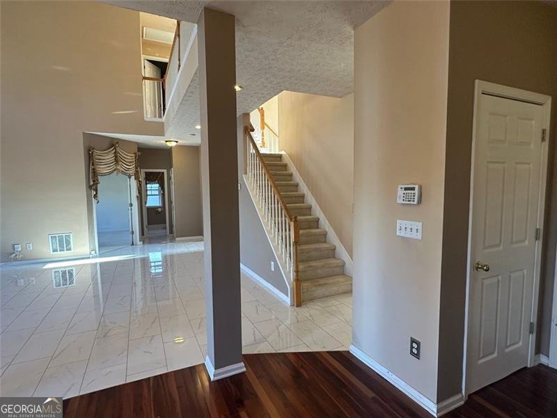 222 BLACK BIRCH Pass Lilburn - 31