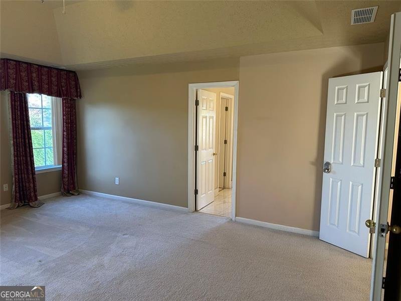 222 BLACK BIRCH Pass Lilburn - 54