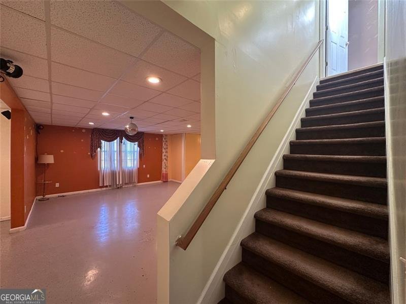 222 BLACK BIRCH Pass Lilburn - 67