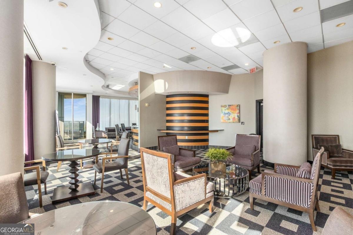 3338 Peachtree Road Atlanta - 21