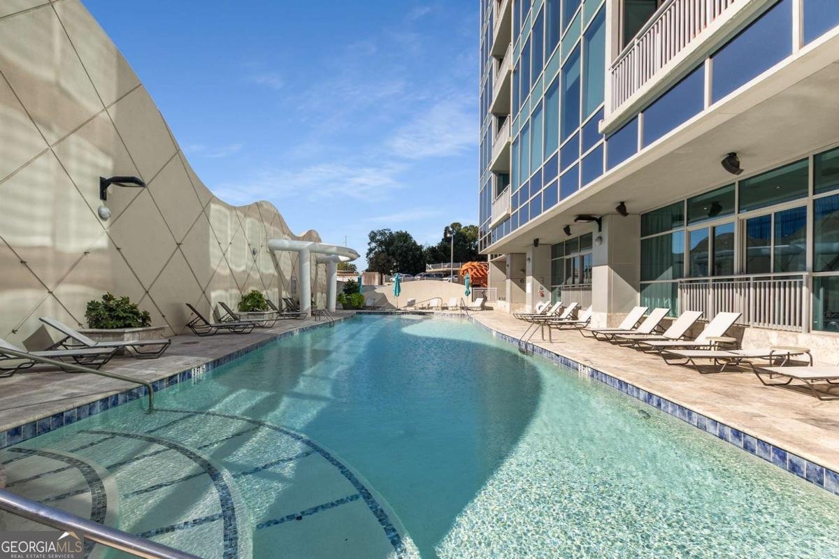 3338 Peachtree Road Atlanta - 25