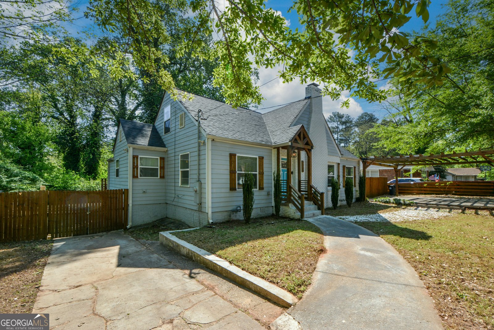 3164 Harris Drive East Point - 1