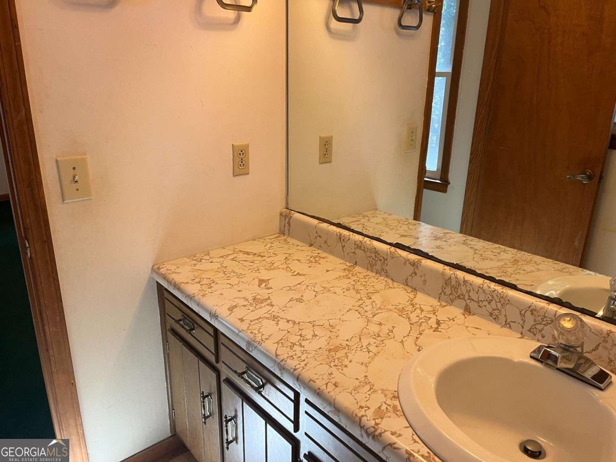 1735 Gordon Road Cumming - 17