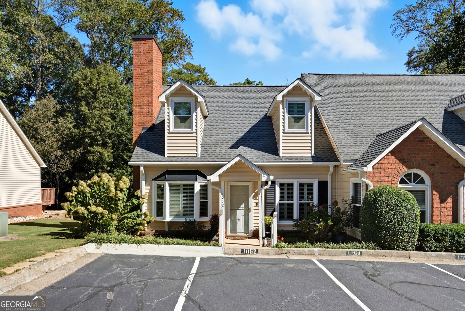 1052 Sasha Lane Roswell - 30