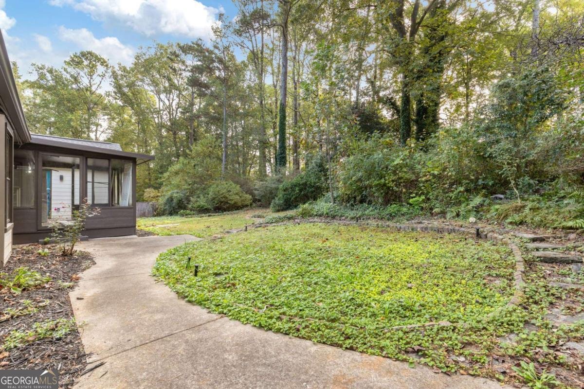 3846 Teresa Terrace Lilburn - 23