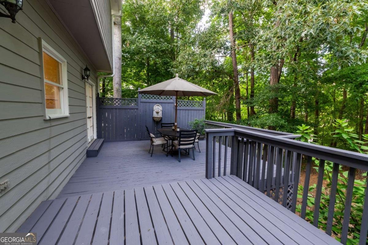 1028 Deer Hollow Drive Woodstock - 18