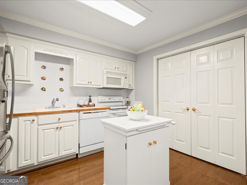 585 Meadows Creek Drive Alpharetta - 44