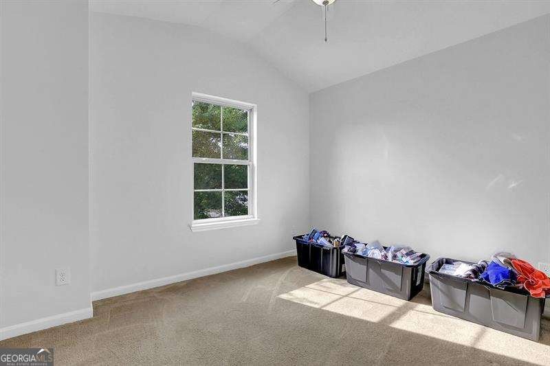 3945 SILVERTHORN Trace Cumming - 9