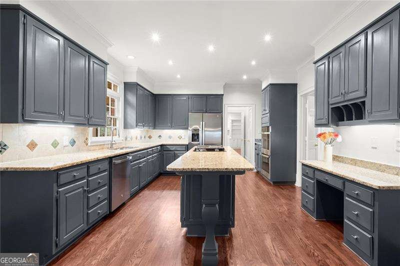 9445 MISTWATER CLOSE Roswell - 11