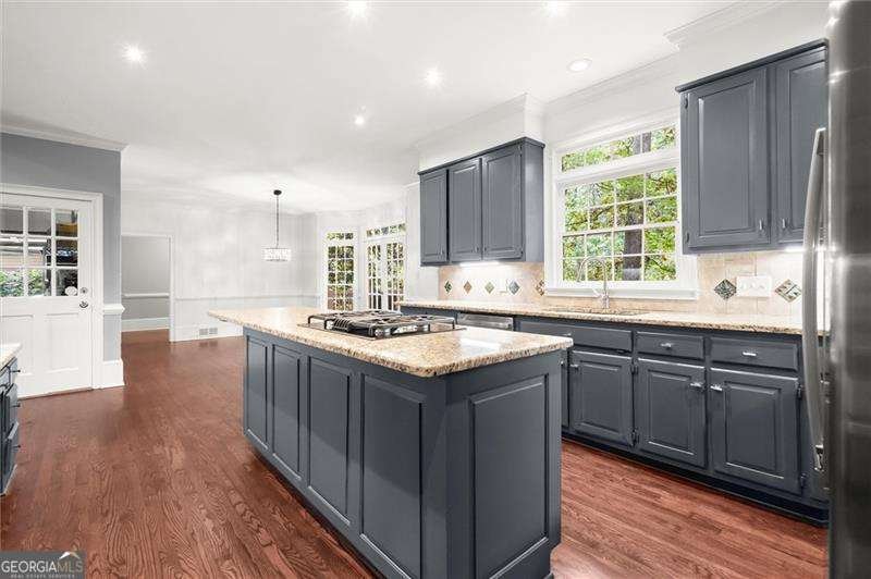 9445 MISTWATER CLOSE Roswell - 9