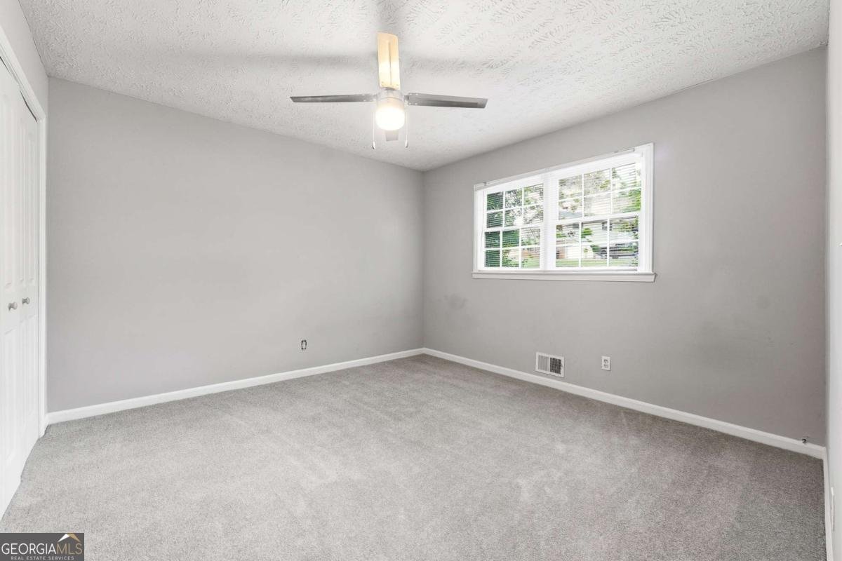 6653 Prinston Circle Douglasville - 20