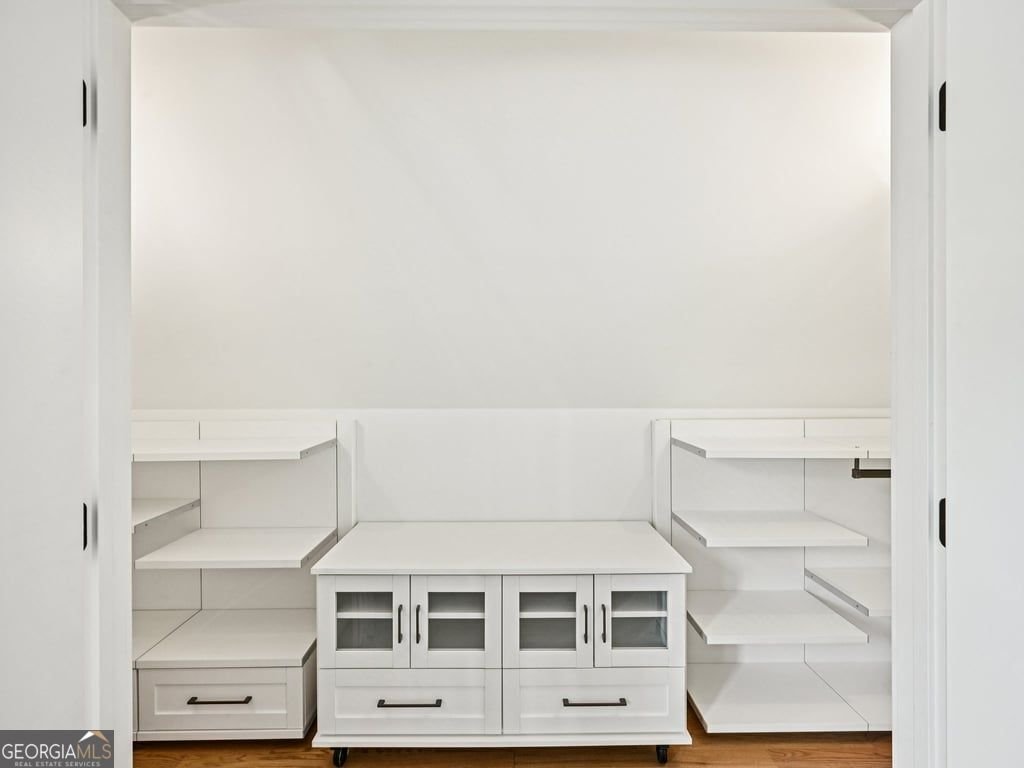 283 King Avenue Athens - 49