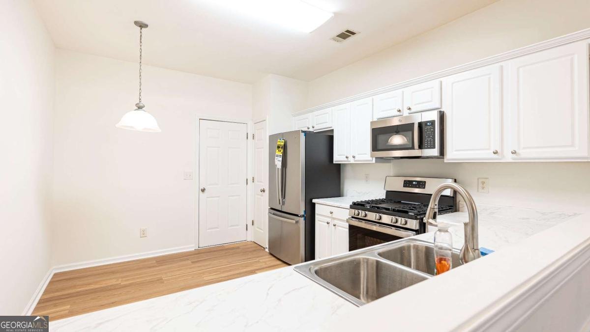 2070 Hailston Drive Duluth - 12