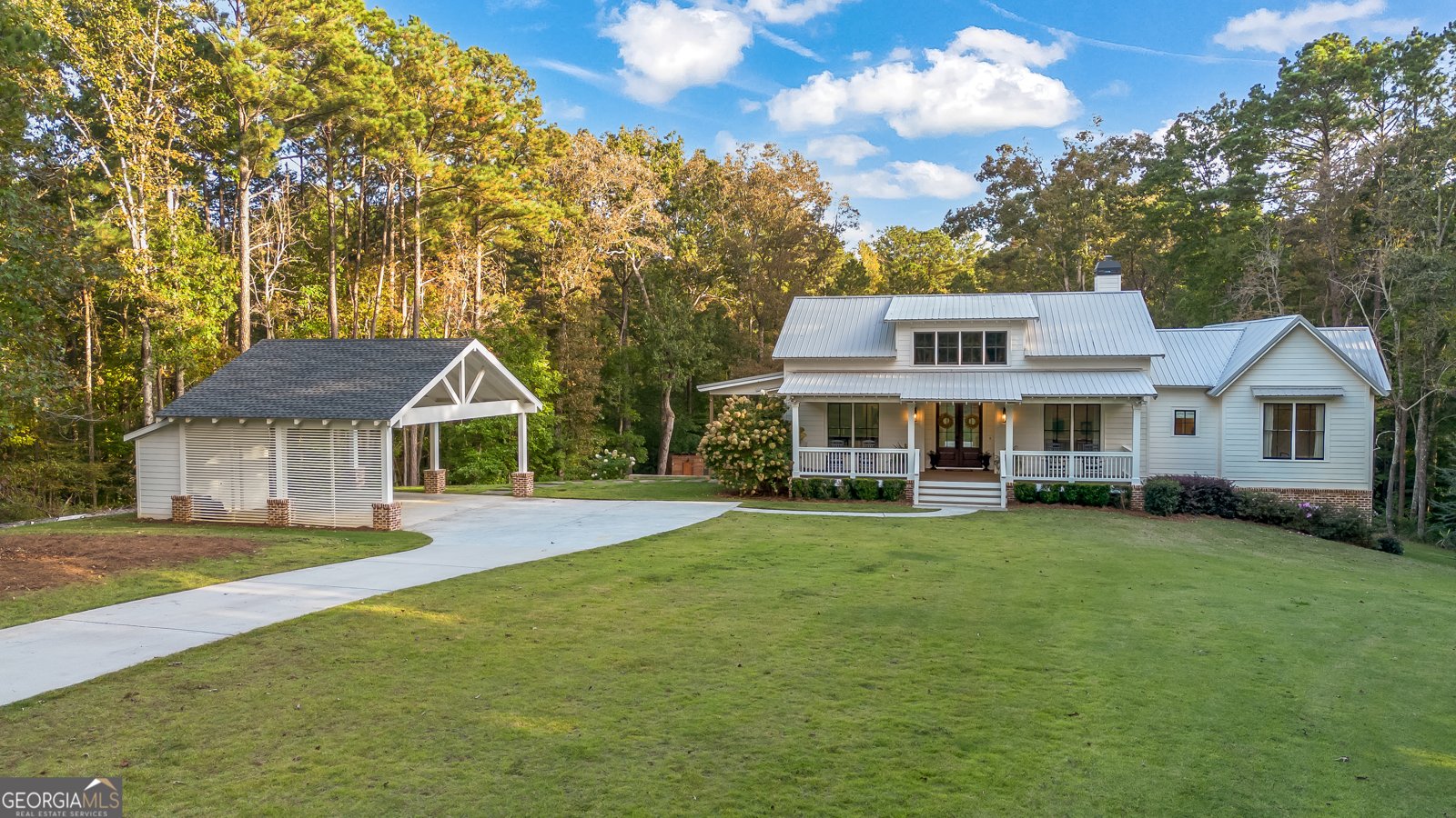 550 Spring Lake Creek White - 1