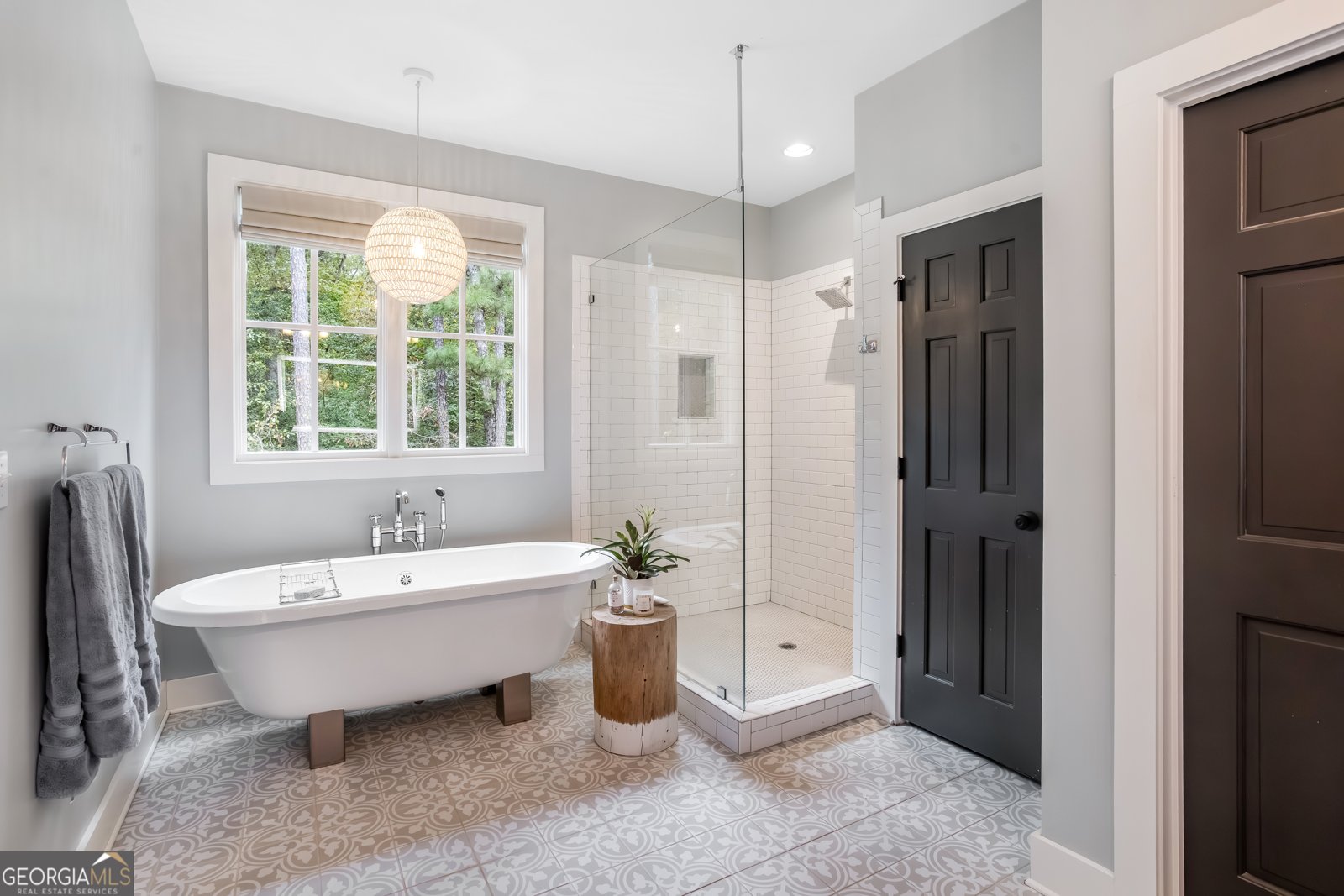 550 Spring Lake Creek White - 30