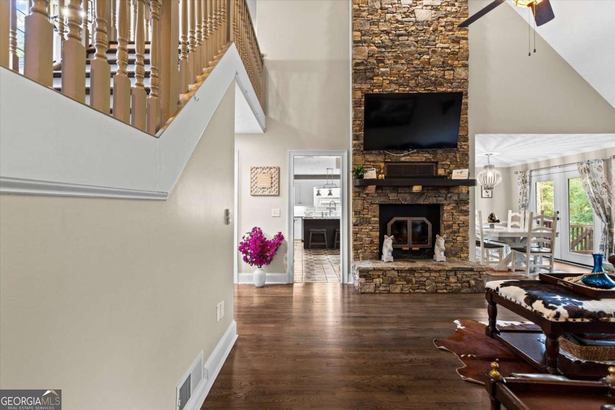 667 Cardinal Drive Monticello - 54